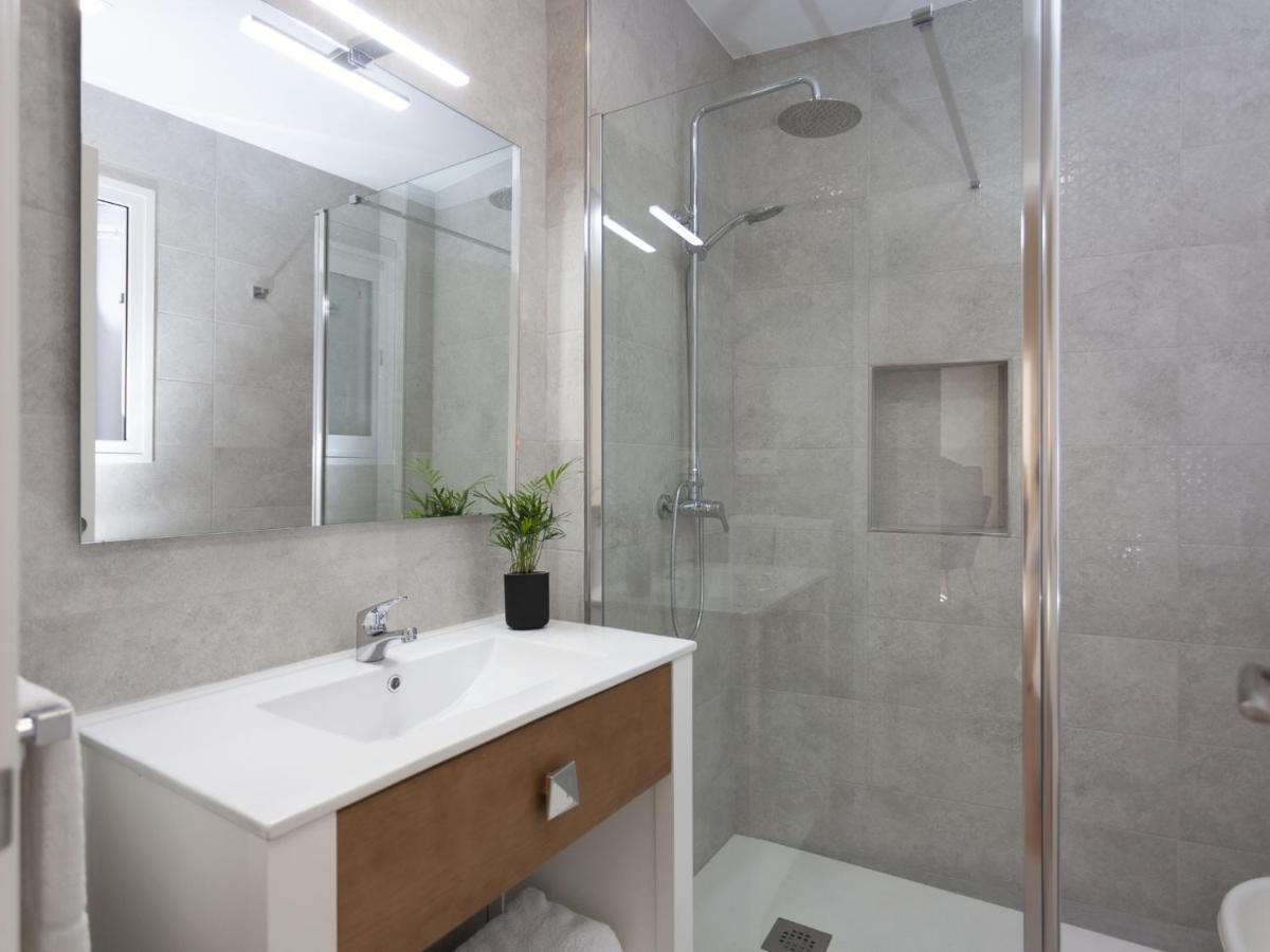 Rd Aparcamiento Incluido Triana Luminoso Comodo Apartamento 2Bd 2Bth Siviglia Esterno foto